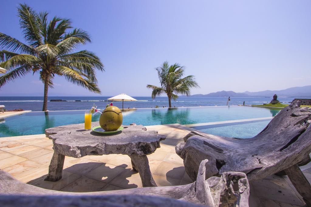 Candidasa Oceanfront Citakara Sari Villas מראה חיצוני תמונה