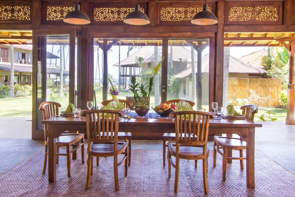 Candidasa Oceanfront Citakara Sari Villas מראה חיצוני תמונה